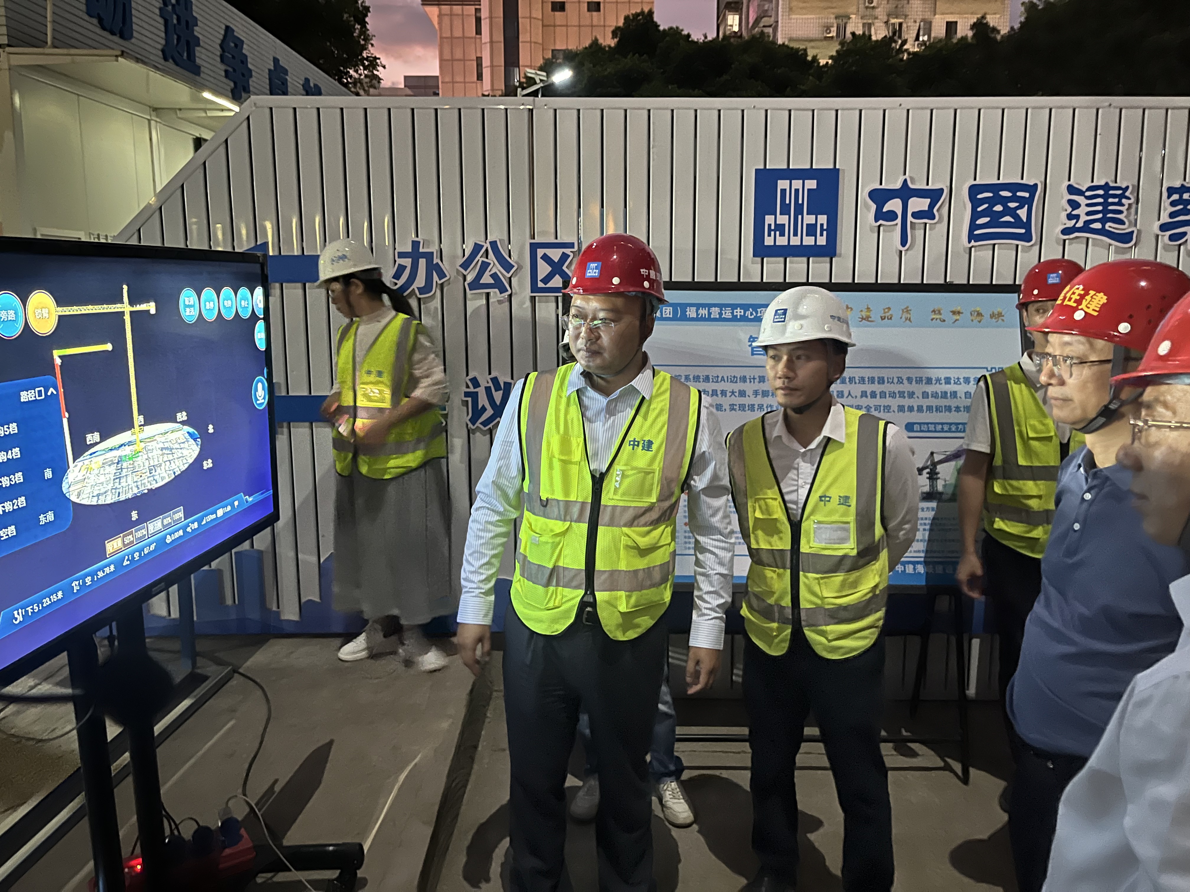 向“興”而行 智造未來 騰暉無人塔吊落地中建海峽興業銀行（集團）福州營運中心項目